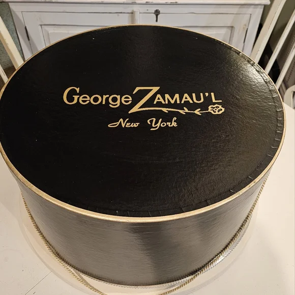 RARE Vintage George Zamau'l Couture Hat - Picture 4 of 9
